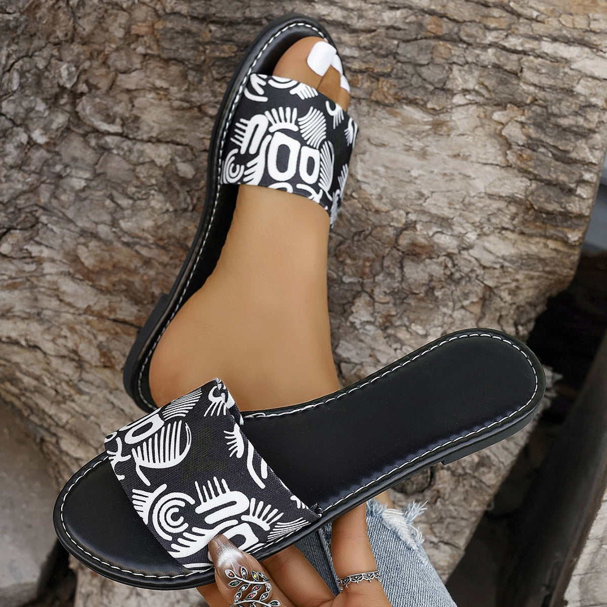 New Fashion Graffiti Print Sandals For Women Summer Round Toe Low Heel Flat Slippers For Women Slides Casual Beach Shoes